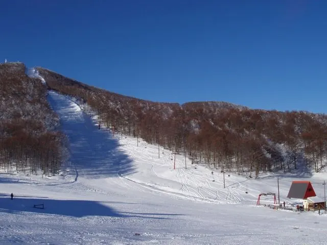 Pisoderi — winter Greece